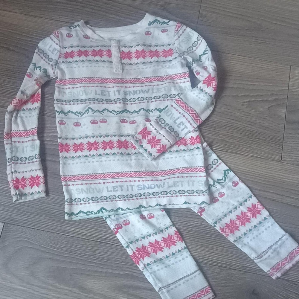 Wondershop Toddler 3T Pajama Set Fair Isle Let It Snow Winter Gondola Pink Green